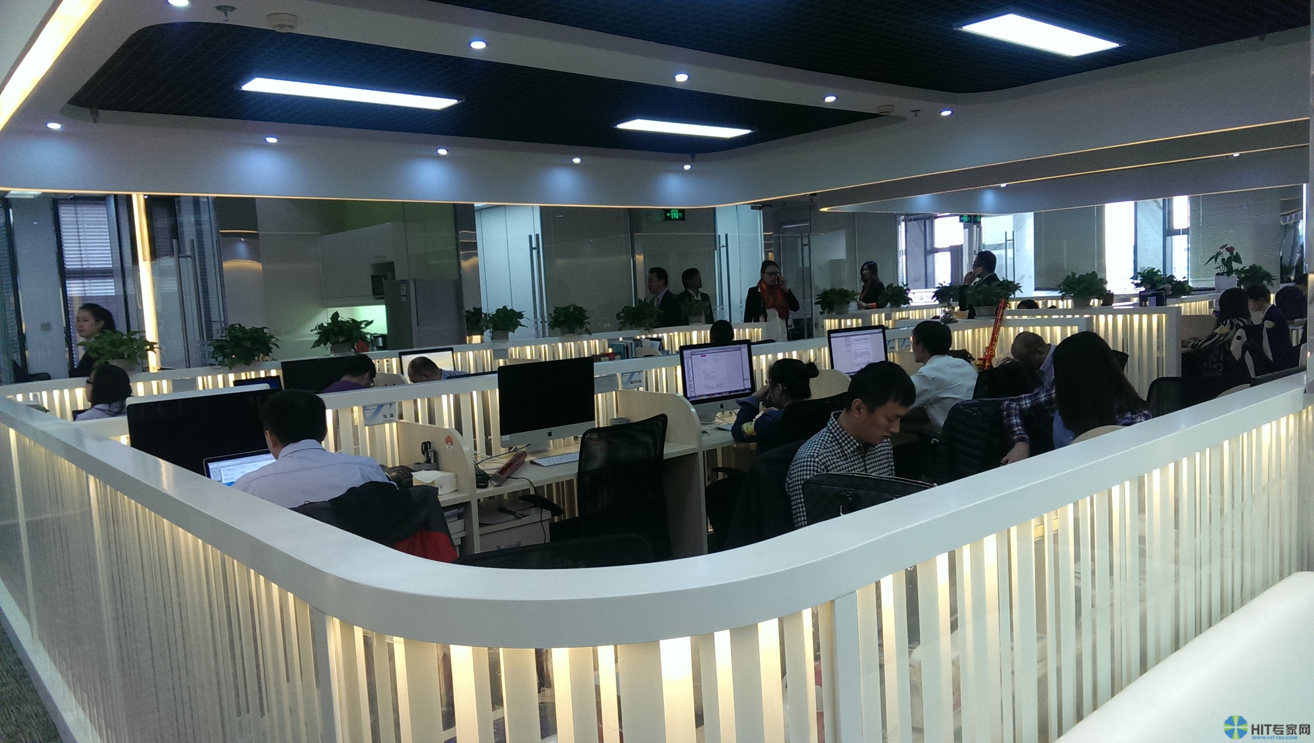 北京运营中心办公室一角